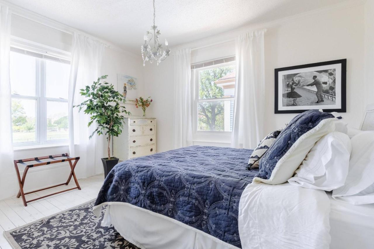Boutique Apartment In 1905 Victorian Home - Plaza - Westport Kansas City Kültér fotó